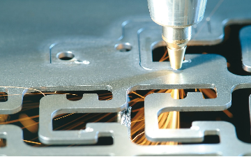 Laser cutting of high alloyed steel with nitrogen (N2) 